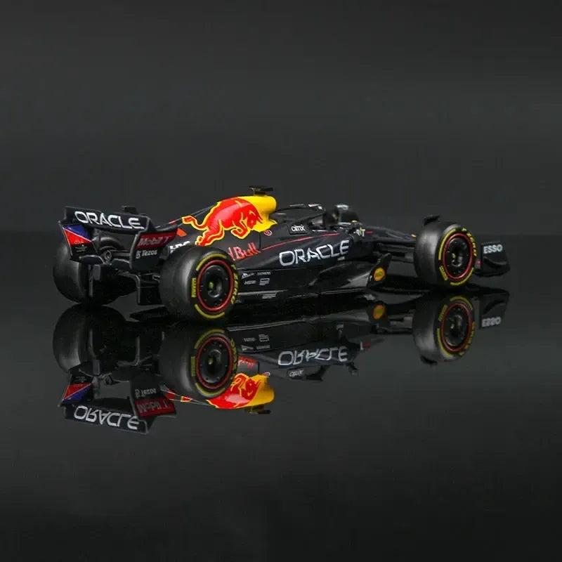 Standard 1:43 2022 F1 Red Bull Sergio Pérez Collector's Piece