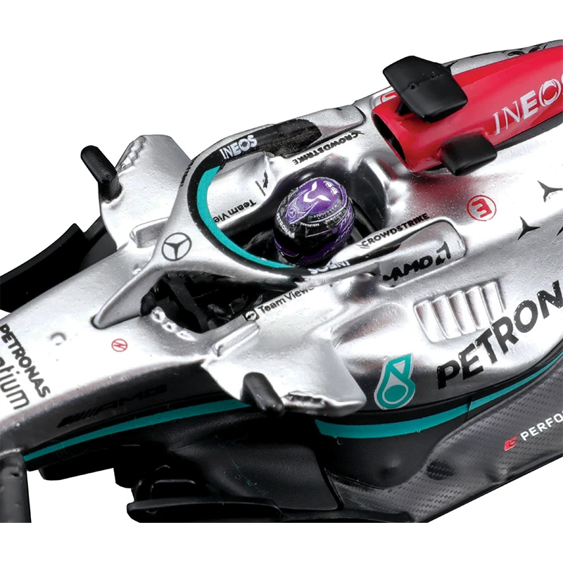 Premium 1:43 2022 F1 Mercedes Lewis Hamilton Collector's Piece - Miniature Motorworld