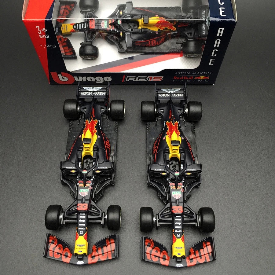 Standard 1:43 2018 F1 Red Bull Max Verstappen Collector's Piece - Miniature Motorworld