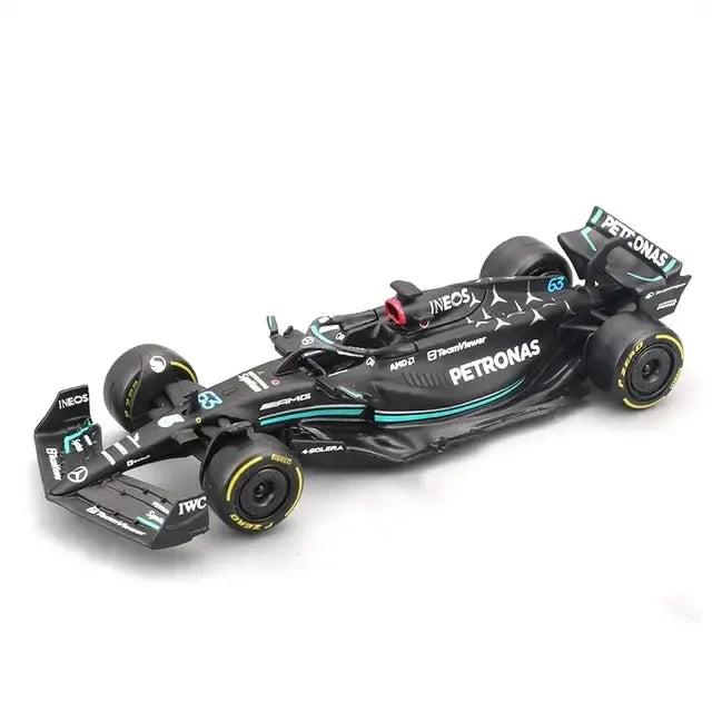 Standard 1:43 2023 F1 Mercedes George Russell Collector's Piece
